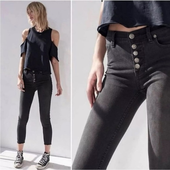 FREE PEOPLE Reagan Button Fly Raw Hem Black Skinny Ankle Jean 26 - Picture 1 of 9
